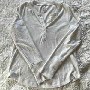 White rib Henley long-sleeve shirt